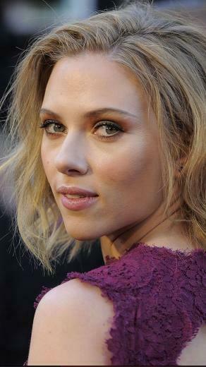 Celebrity Scarlett Johansson Mobile Wallpaper