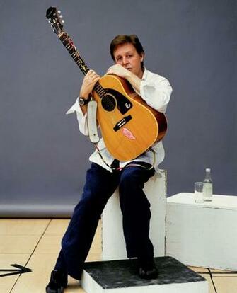 Paul Mccartney That Sounds Fair Guitar HD Wallpaper Music Dance