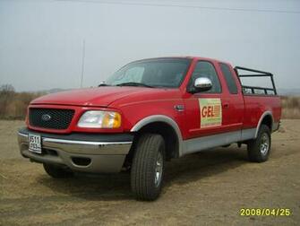 Toyota Tundra Full Size Pickup Truck Wallpaper
