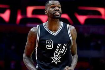 Dewayne Dedmon Could Set The Tone For Nba Agency Ringer