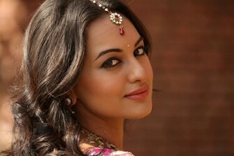 S Tags Sonakshi Sinha Actress Celebrities Bollywood