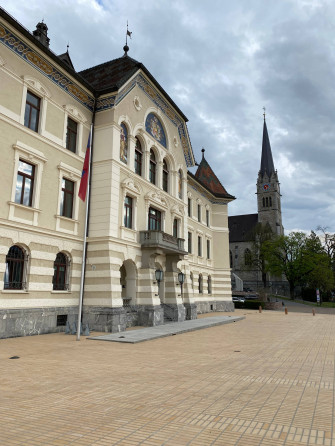 Liechtenstein Government House 31m17a8s69sdy3ev Wallpaper