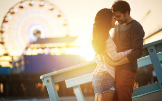 Cute Couple Hugging Wallpaper