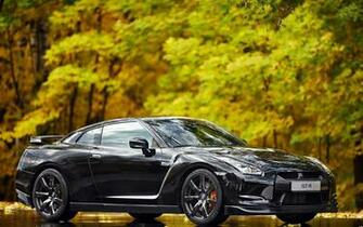 Nissan Gtr Black Edition Wallpaper
