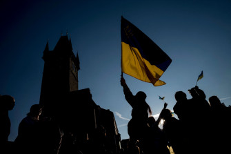 Ukraine Russia Peace Talks To Restart As Moscow Shifts Focus East