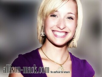 Allison Mack Wallpaper