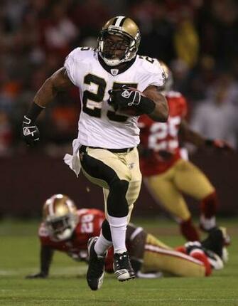 49ers In This Photo Reggie Bush Of The New Orleans