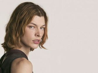 Milla Jovovich Wallpaper Popular Pictures