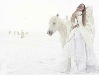 Pure White Wallpaper