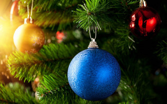 Christmas Balls Wallpaper