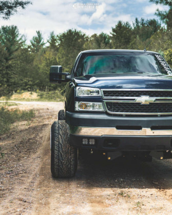 Chevrolet Silverado HD Classic With Fittipaldi