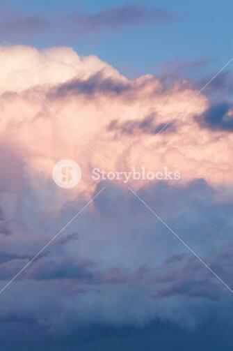 Natural Background Of Fluffy Clouds In The Sky Concepts Weather