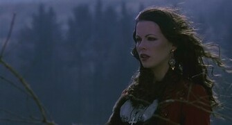Van Helsing Kate Beckinsale Wallpaper Pictures To Pin
