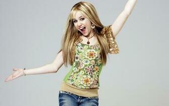 Miley Cyrus Ultimate Wallpaper In Black Dress