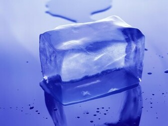 Ice Cube Wallpaper Stock Photos
