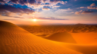 Sunlight Desert Desktop Wallpaper