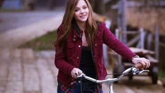 Chloe Moretz Cute Actress Celebrity HD Wallpaper StylishHDwallpaper