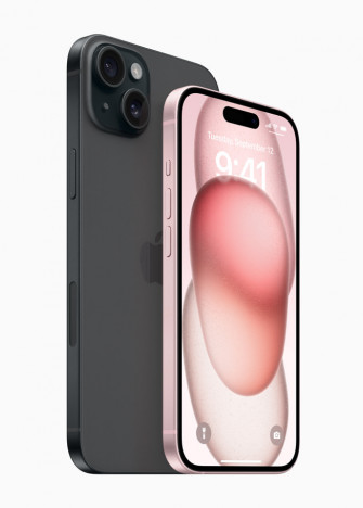 Apple Debuts iPhone And Plus