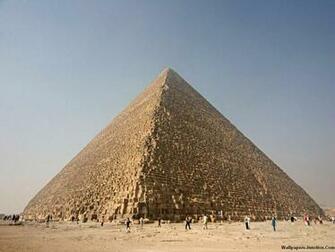 Great Pyramid Of Giza Wallpaper