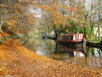 Wallpaper For Your Computer Desktop From Pennine Waterways Canal And
