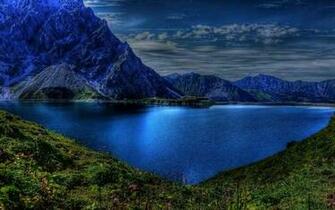Beautiful And Amazing Mountain Lake Pictures