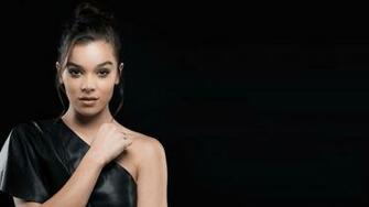4k Hailee Steinfeld Widescreen Wallpaper Baltana