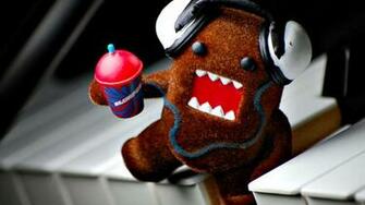 Domo Wallpaper