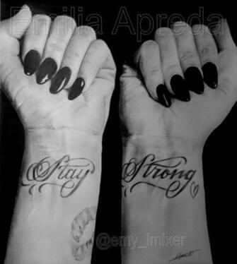 Demi Lovato S Stay Strong Wrist Tattoos By Emyapreda