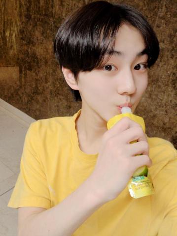 Weverse Moment Jungwon Enhypen