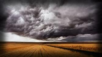 Thunderstorm Live Wallpaper For Android