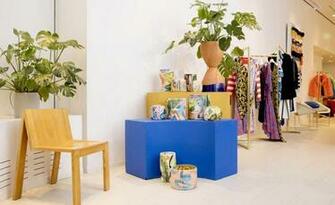 Dvf Studio Presents Reinaldo Sanguino Wallpaper
