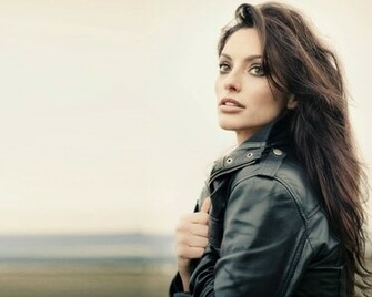 Image For Erica Cerra Wallpaper Go4celebrity