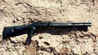 Benelli M1 Shotgun Semi Automatic Magazine Gun Weapon Wallpaper