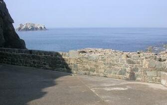 Fort Clonque Wallpaper Background