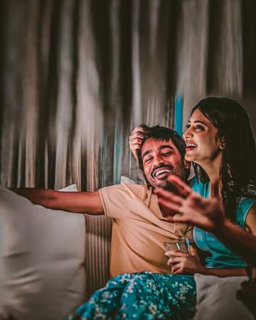 Movie HD Image Cute Love Couple Couples Poses For