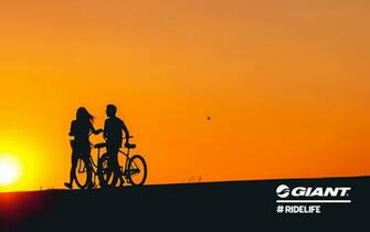 Back Image For Giant Road Bike Wallpaper