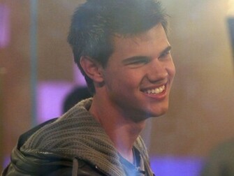 Taylor Lautner Wallpaper