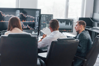 Stock Brokers Picture Wallpaper