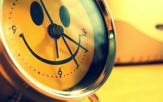 Be Happy Wallpaper HD International Premium Rate