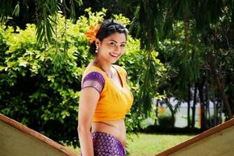 Daisy Shah Hot HD Wallpaper Unique