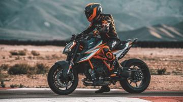 Ktm Super Duke Rr Unveiled Iamabiker Everything