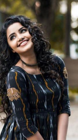 Anupamaparameswaran Wallpaper By Pavankumar Ee