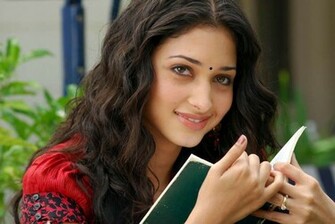 Desktop Bollywood Wallpaper Tamanna Bhatia Actress