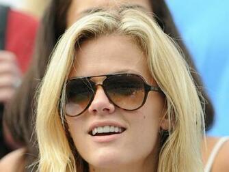 Brooklyn Decker Wallpaper High Quality Image Thecelebritypix