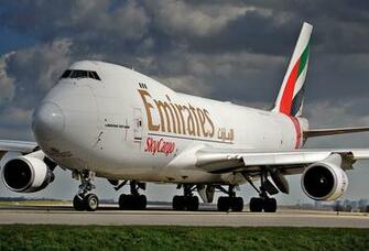Wallpaper Boeing Emirates Skycargo