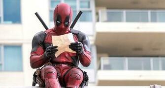 Reynolds As Wade Wilson Deadpool Live HD Wallpaper