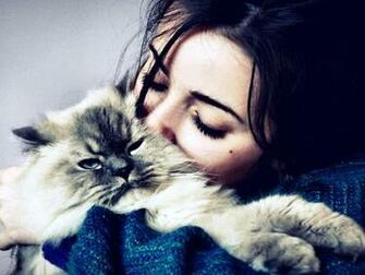 Wallpaper Girl Hugs And Kisses Kitten Photos Walls