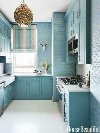 The Glint Of Silver In Torino Damask Wallpaper By Sheila Bridges