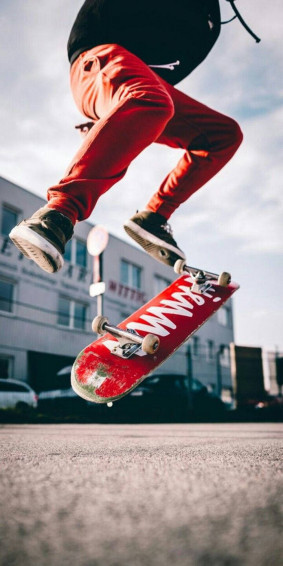 Skater With Red Skateboard iPhone 5bkbwnu99xfidlu5 Wallpaper