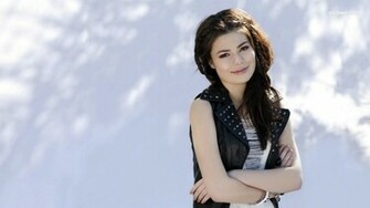 Miranda Cosgrove Hot HD Wallpaper Desktop